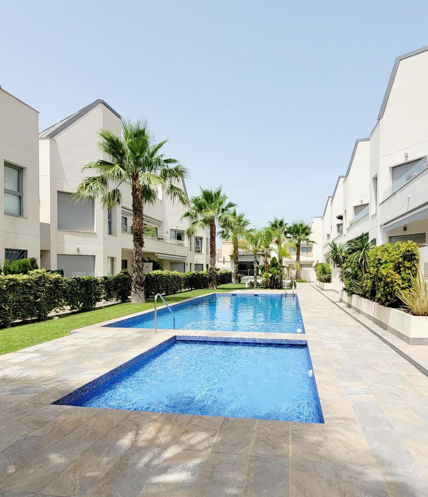 Pmt01 - Modern, Luxury With Heated Pool Apartment Torrevieja Exterior foto